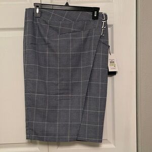 NWT DKNY LIGHT AS A FEATHER Faux Wrap Skirt Blue & White Plaid Size 4